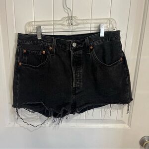 Black Denim Levi’s 501 Women Shorts Size 31 Distressed Grunge Y2K EUC Cotton